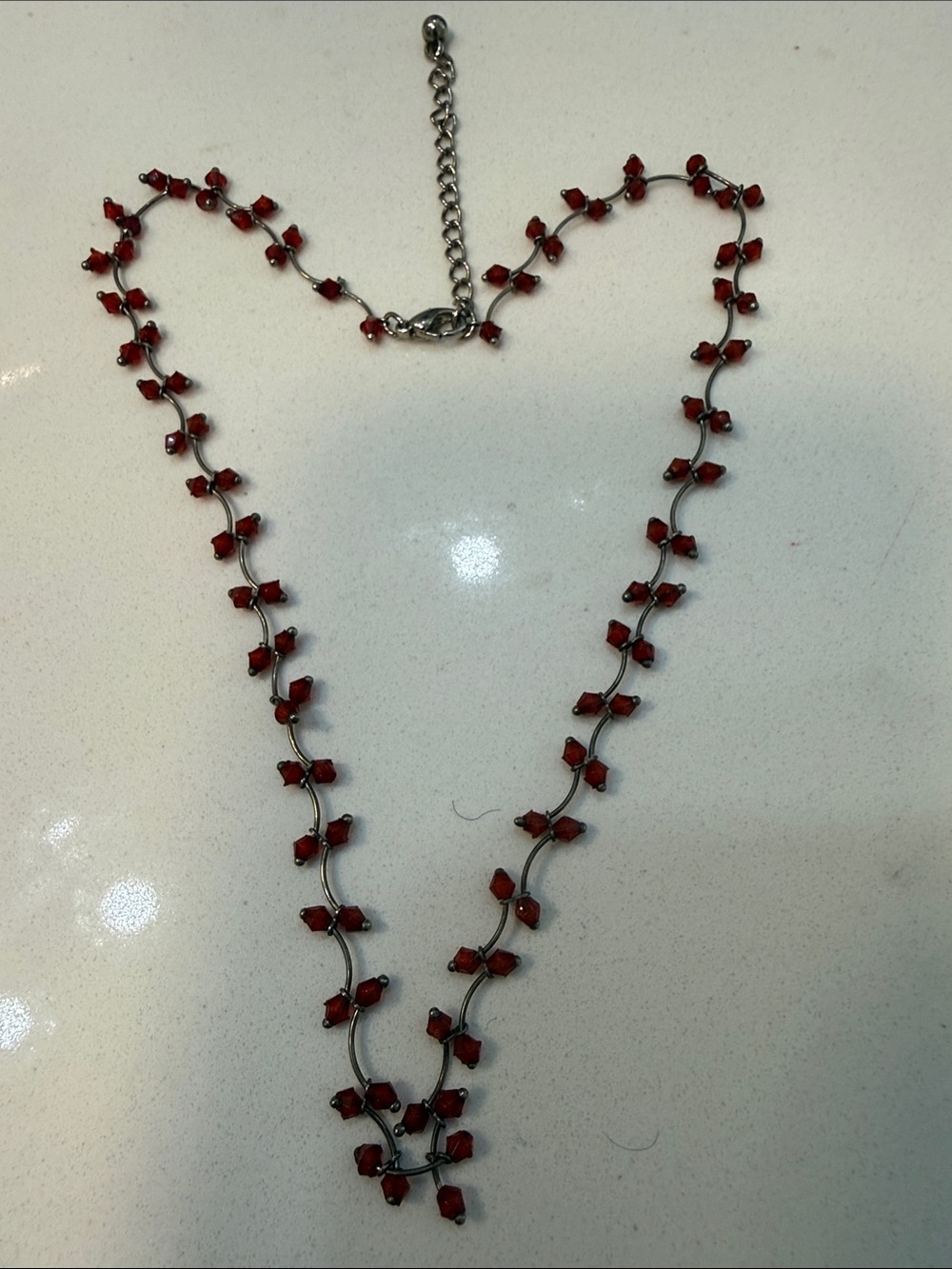 Red Bead Vine Necklace